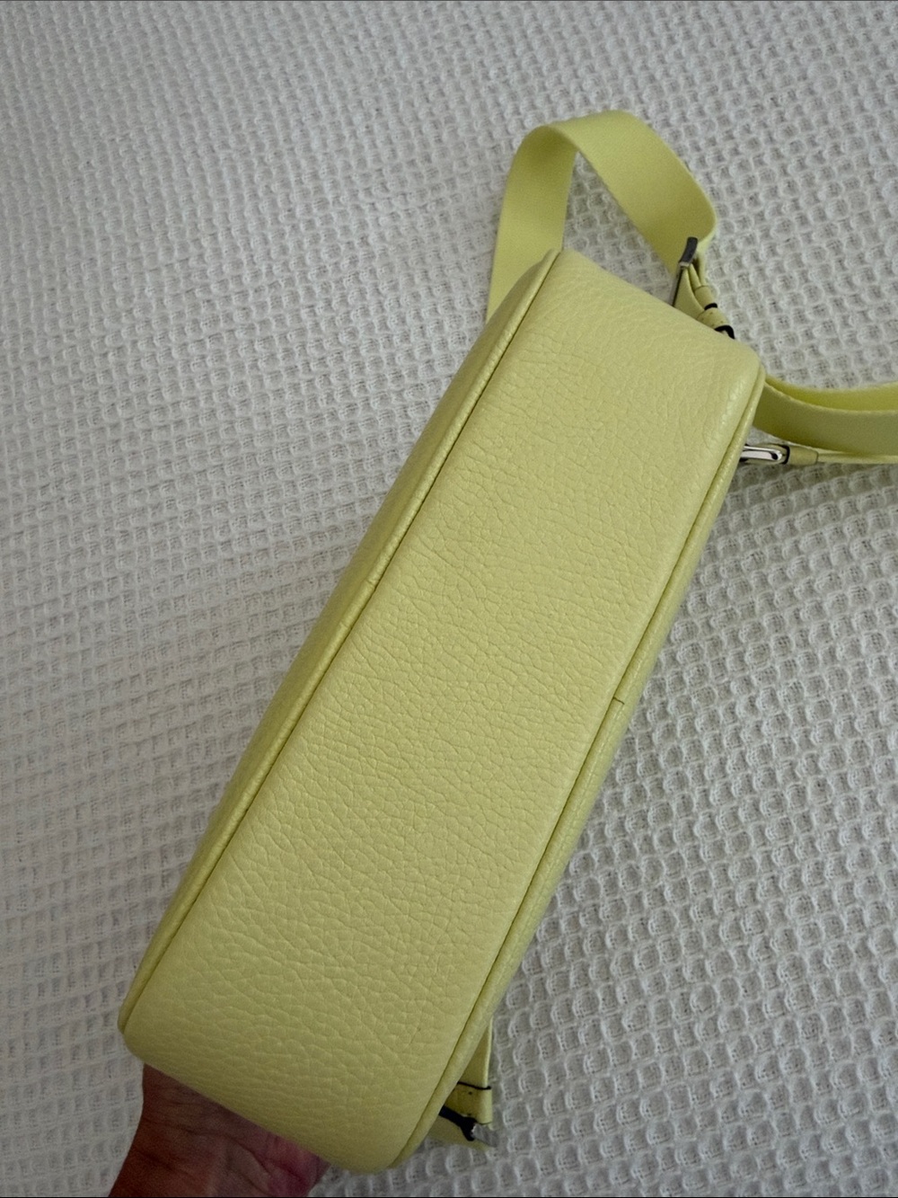 kate spade Tennis Ball green Crossbody with Matching detachable Coin Pouch - Picture 5 of 13